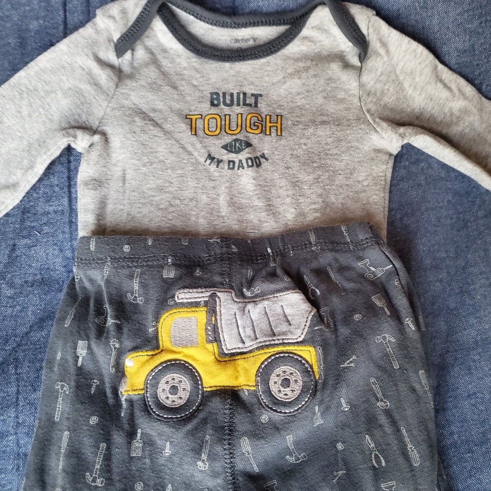 Carter's Matching Set